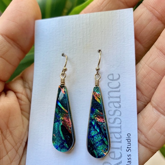 Renaissance Glass Studio Jewelry Beautiful Glass Tear Drop Earrings